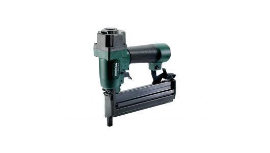 DKNG 40/50 Compressed air nail driver / image