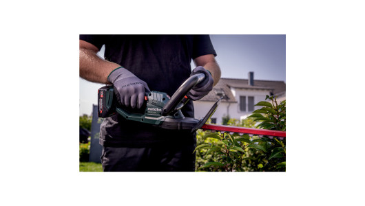 HS 18 LTX 55 * Cordless Hedge Trimmer image
