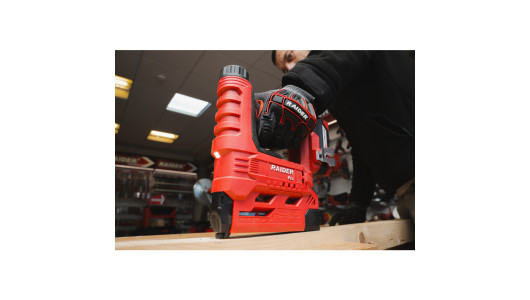 R20 Такер комбиниран акум. Li-ion Solo RAIDER PRO RDP-SST20 image