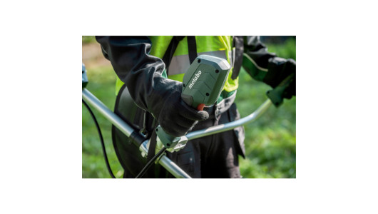 Mașină de tuns-tundere akum. 400mm METABO FSB 36-18 LTX BL 4 image