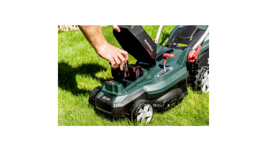 RM 36-18 LTX BL 36 Cordless Lawn Mower image